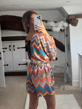 Load image into Gallery viewer, Zig Zag Bow Short Set