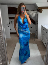 Load image into Gallery viewer, Blue Flower Print Maxi Dress