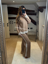 Load image into Gallery viewer, Beige/Cream Knit Set