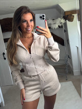 Load image into Gallery viewer, Short Sets