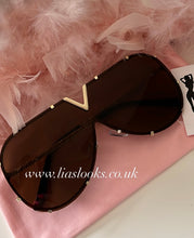 Load image into Gallery viewer, Brown Oversized Sunglasses