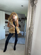 Load image into Gallery viewer, Caramel Romani Coat (Faux Fur)