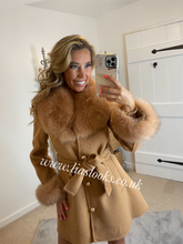 Load image into Gallery viewer, Camel Wool & Cashmere Coat