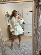 Load image into Gallery viewer, Ivory Wool & Cashmere Coat