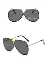 Load image into Gallery viewer, Black/Gold Oversized Sunglasses