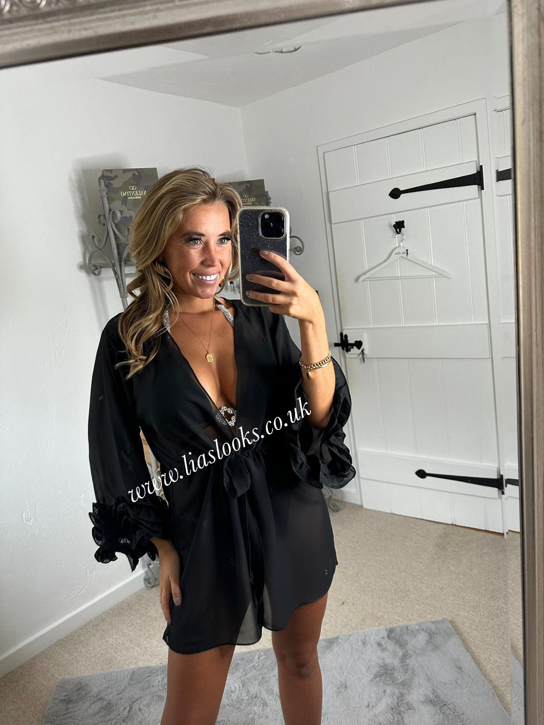 Frilly Sleeved Black Kaftan