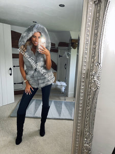 Silver Grey Romani Coat (Faux Fur)