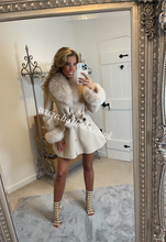 Load image into Gallery viewer, Sandy Beige Wool &amp; Cashmere Coat
