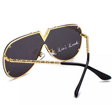 Load image into Gallery viewer, Black/Gold Oversized Sunglasses
