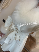 Load image into Gallery viewer, Ivory Wool &amp; Cashmere Coat
